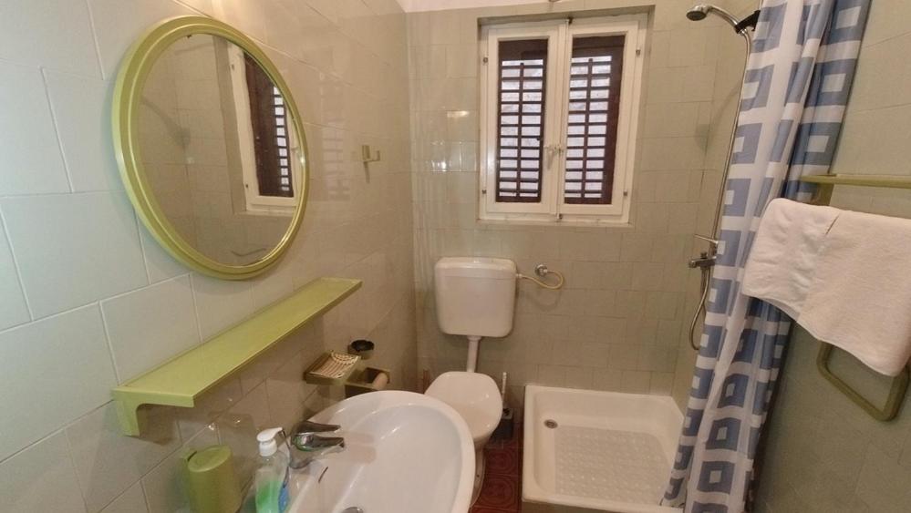 Apartman Dolores Kuciste Ngoại thất bức ảnh