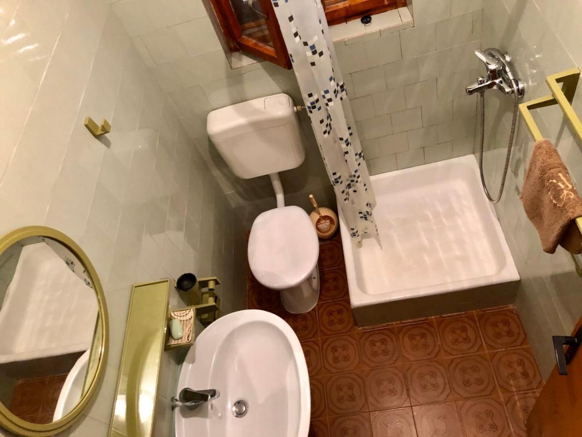 Apartman Dolores Kuciste Ngoại thất bức ảnh