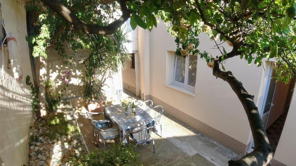 Apartman Dolores Kuciste Ngoại thất bức ảnh
